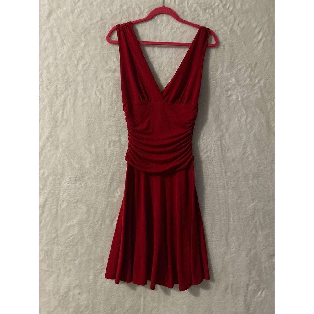 Ruby Rox Red V-Neck Ruched Empire Waist Sleeveless Cocktail Dress Womens Medium